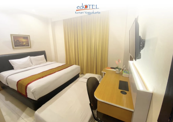 Kamar Moderate Double Bed Moderate Room