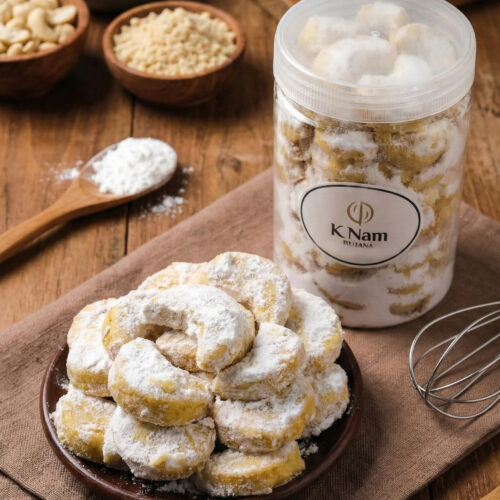 Putri Salju Bulan Toples